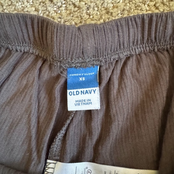 Old Navy Sunday Sleep Rib-Knit Pajama Tank Top and Shorts Set in panther - Picture 4 of 6